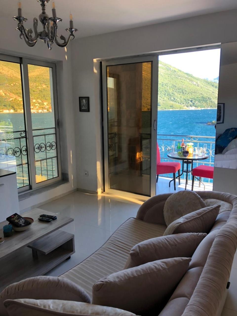 Apartment Galina Tivat Dış mekan fotoğraf
